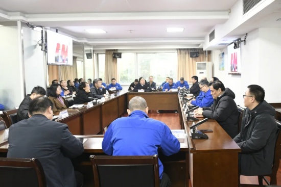 樂凱華光傳達(dá)學(xué)習(xí)集團(tuán)公司第九次工作會精神